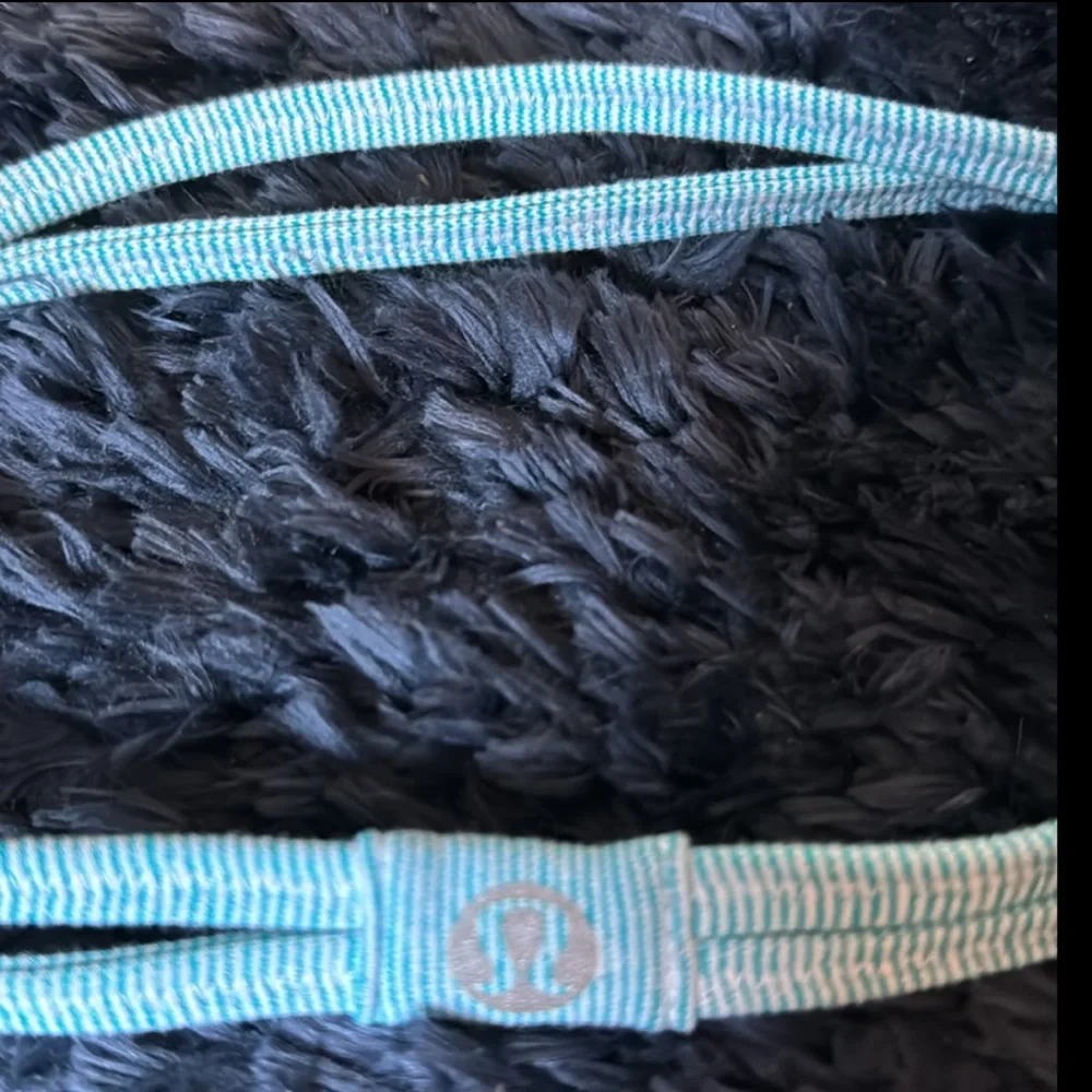 LULULEMON RARE VINTAGE DANCE! HEADBAND in Blue & White Striped